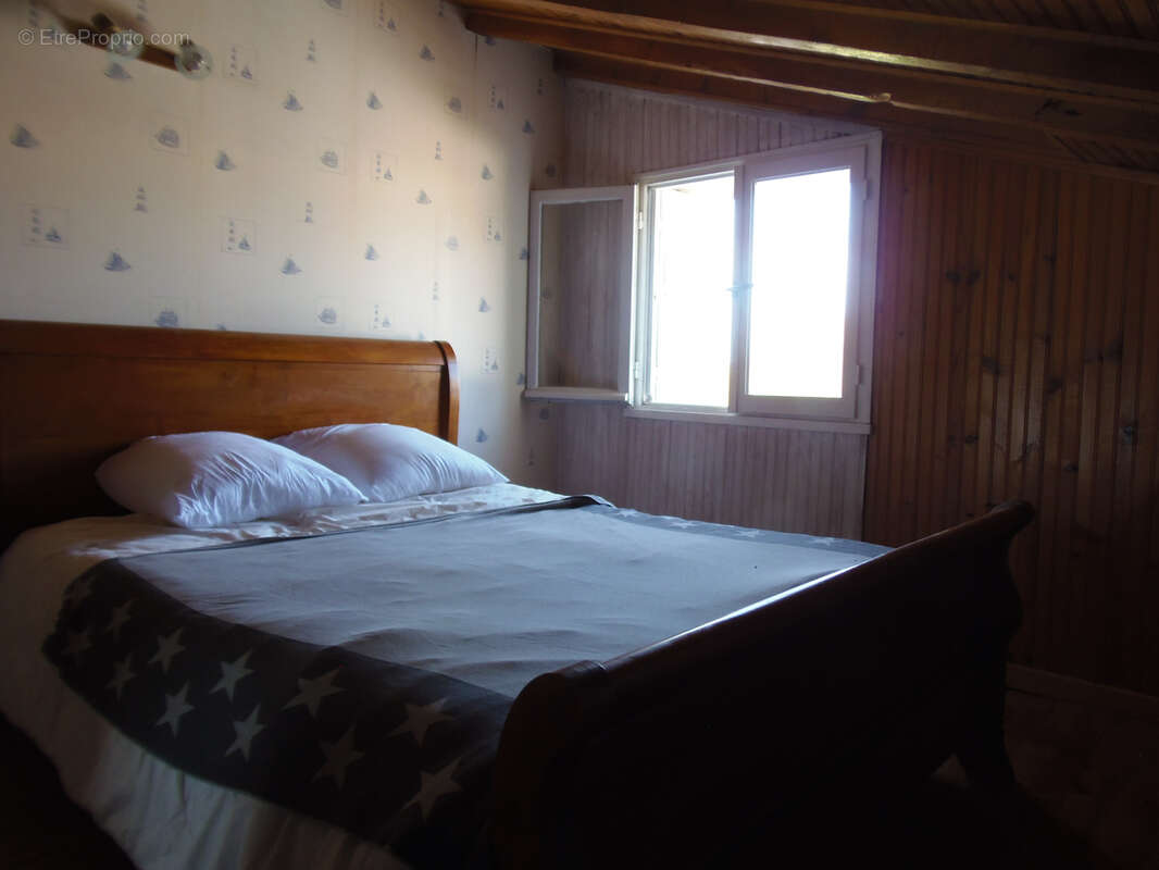 Maison à CHENAC-SAINT-SEURIN-D&#039;UZET