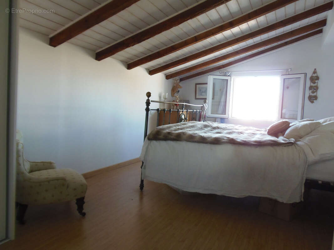 Maison à CHENAC-SAINT-SEURIN-D&#039;UZET