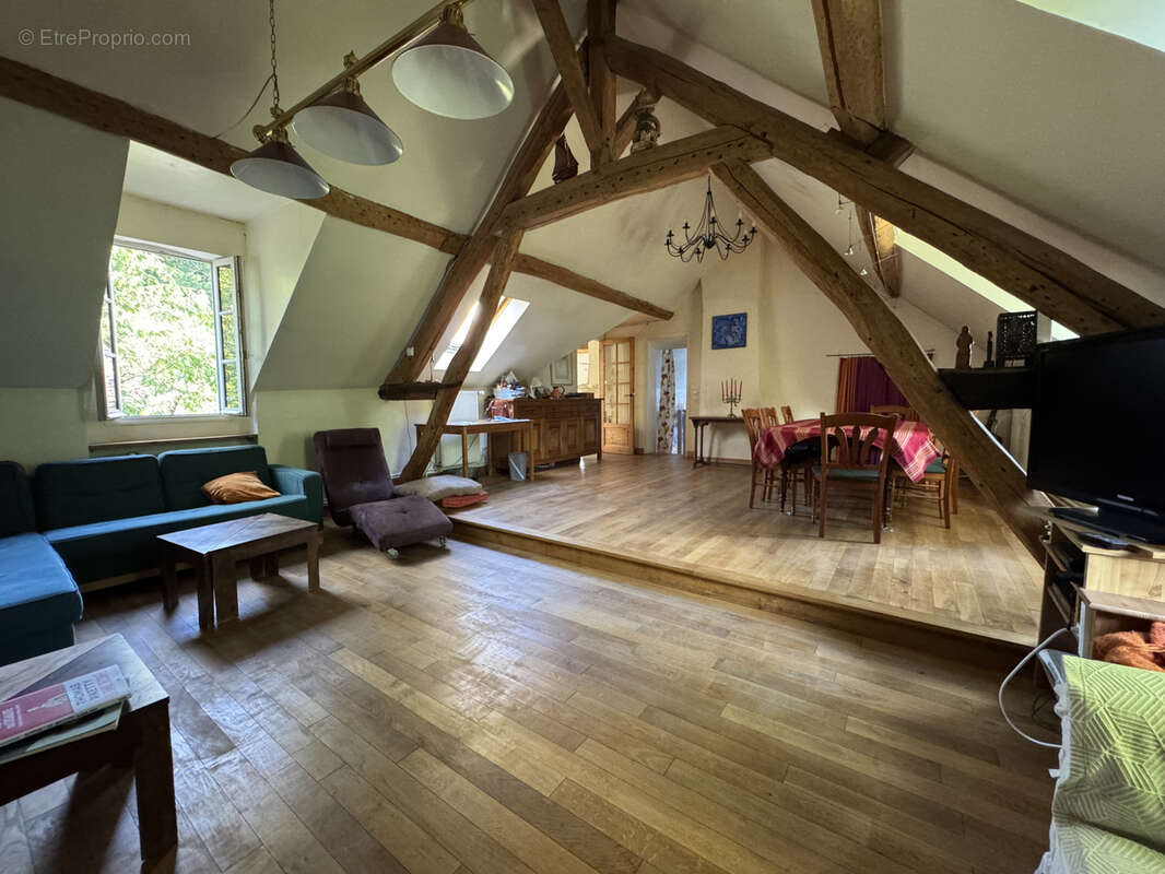 Maison à VILLERS-COTTERETS