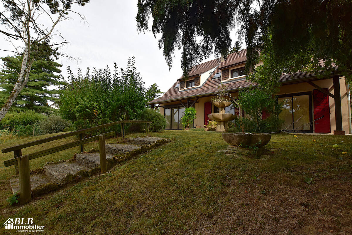 Maison à CERNAY-LA-VILLE