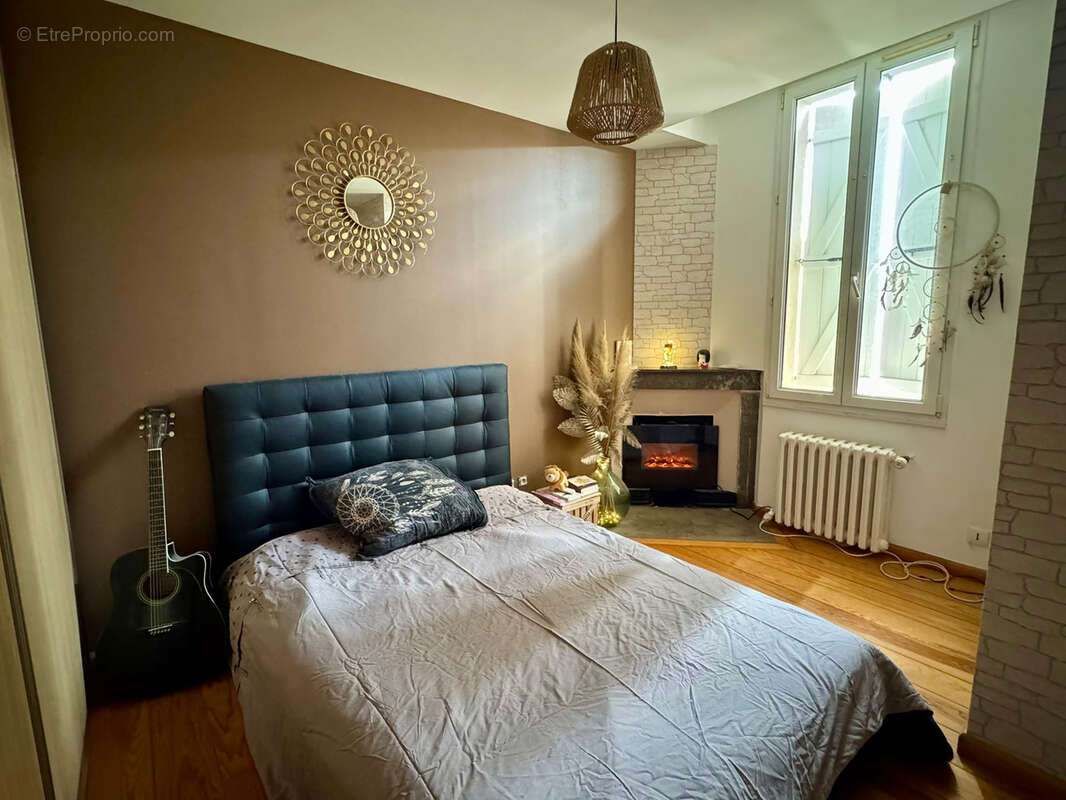 Maison à BOURG-DE-PEAGE