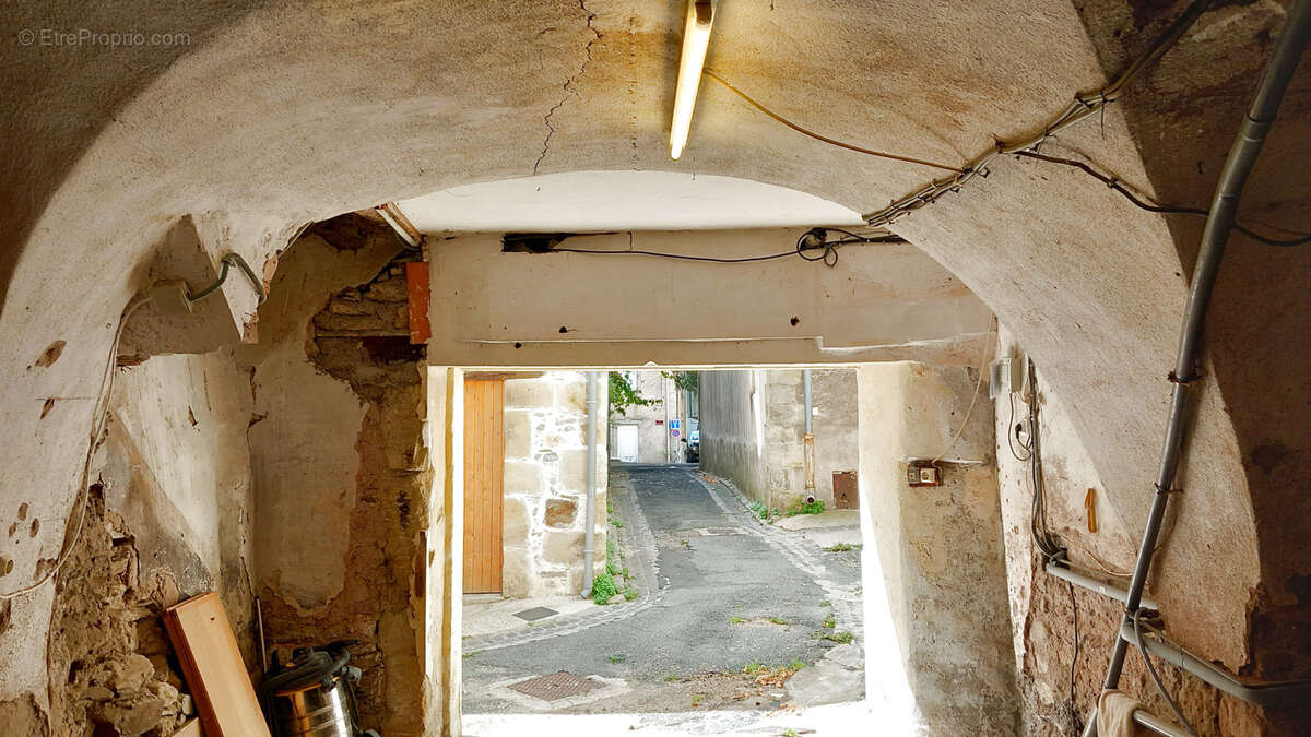 Maison à LE POUJOL-SUR-ORB