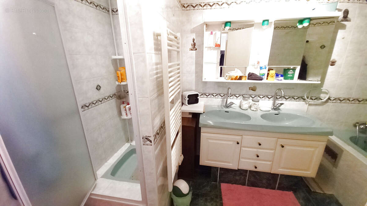 Maison à LE POUJOL-SUR-ORB