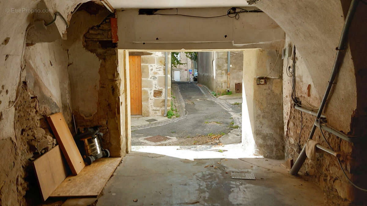 Maison à LE POUJOL-SUR-ORB