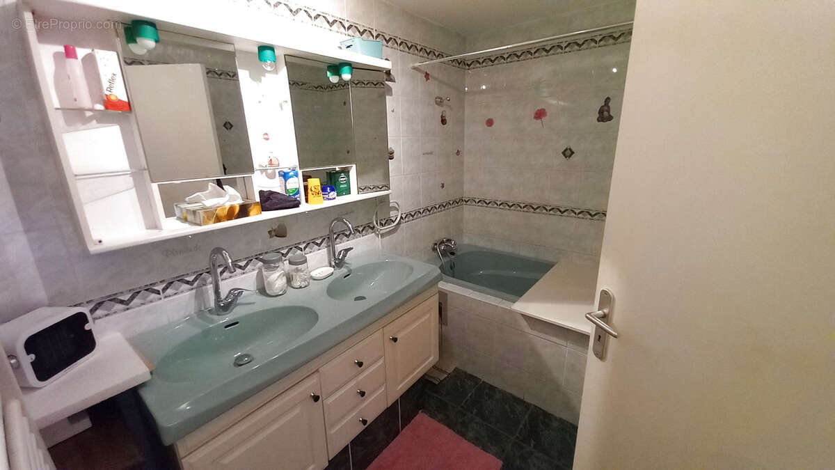 Maison à LE POUJOL-SUR-ORB