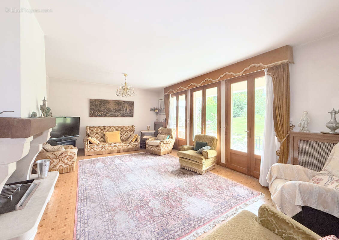 Maison à RUEIL-MALMAISON