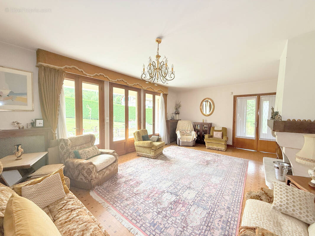 Maison à RUEIL-MALMAISON