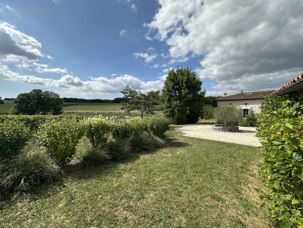 Maison à SAINT-GERMAIN-DE-VIBRAC