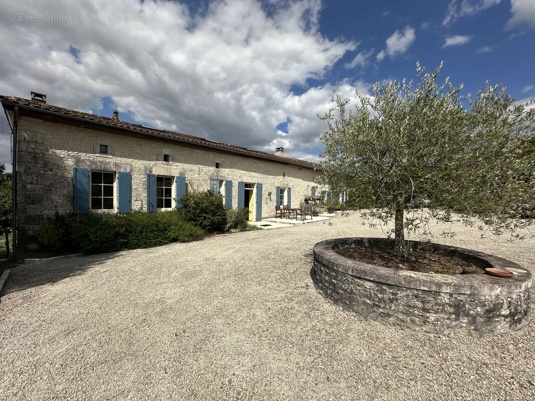 Maison à SAINT-GERMAIN-DE-VIBRAC