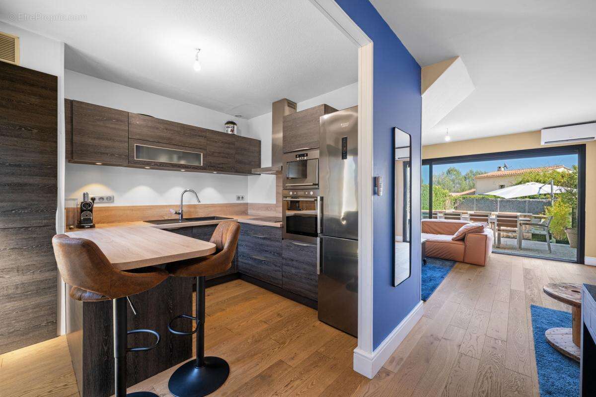 Maison à CAGNES-SUR-MER