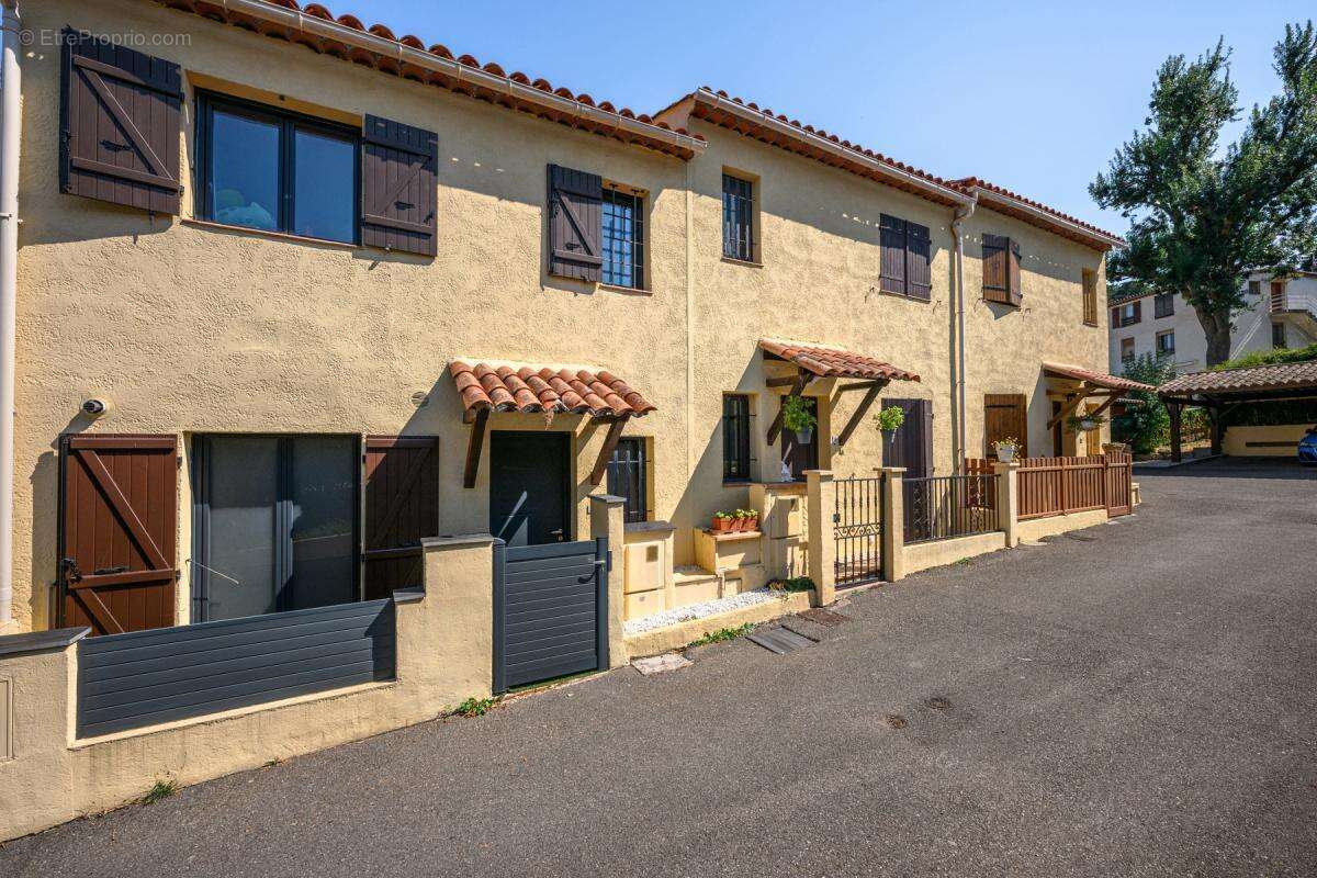 Maison à CAGNES-SUR-MER