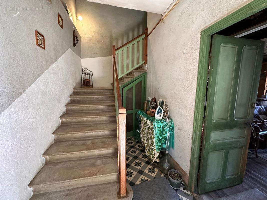 Maison à LABLACHERE