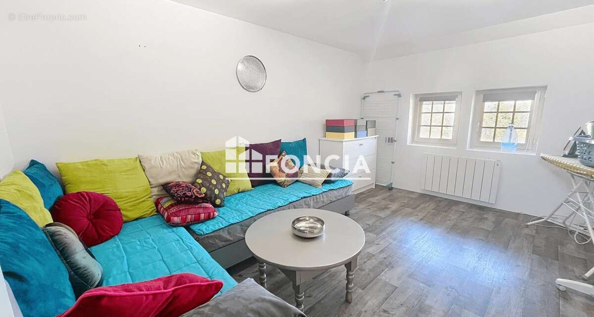 Maison à HERMIVAL-LES-VAUX