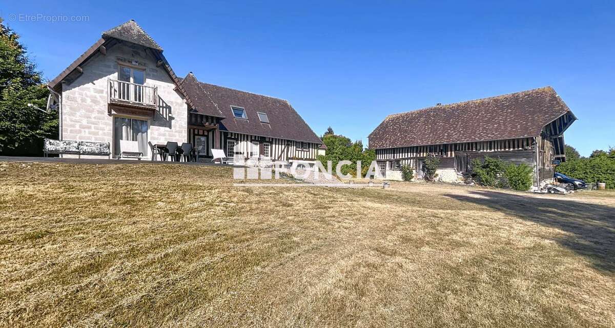 Maison à HERMIVAL-LES-VAUX