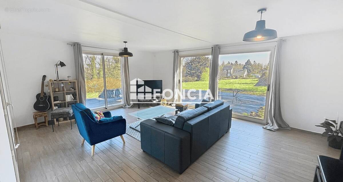 Maison à HERMIVAL-LES-VAUX