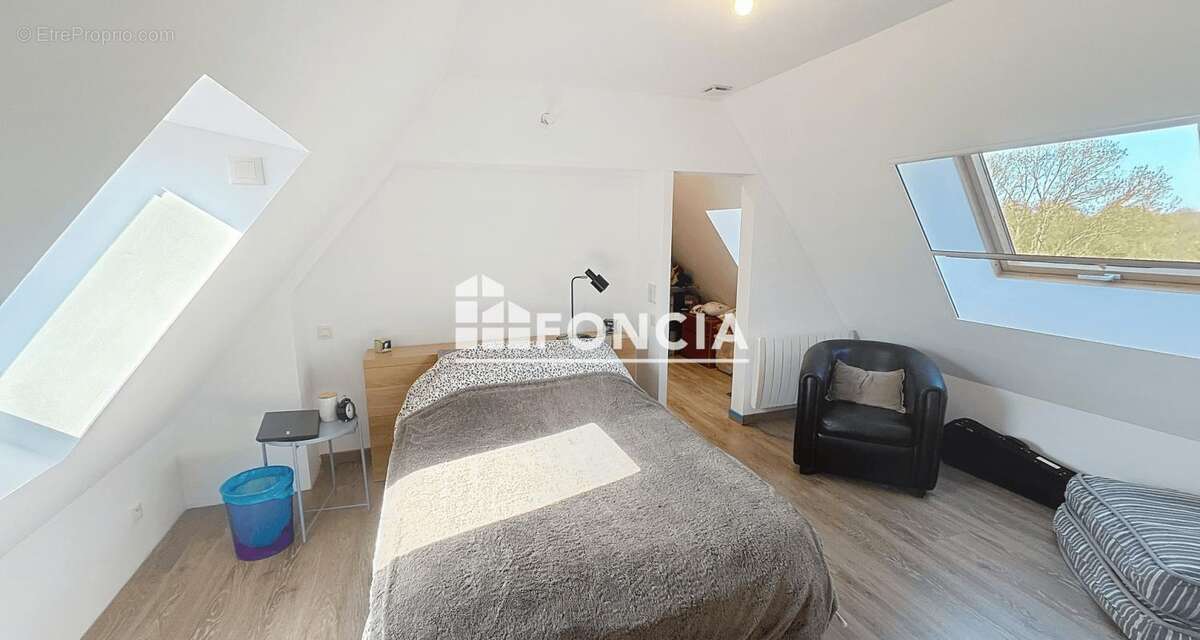 Maison à HERMIVAL-LES-VAUX