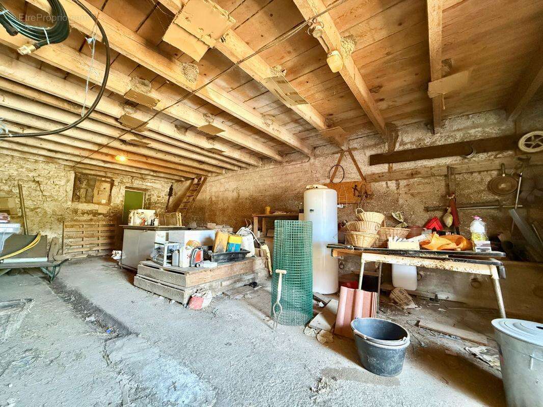 Maison à ARC-SUR-TILLE