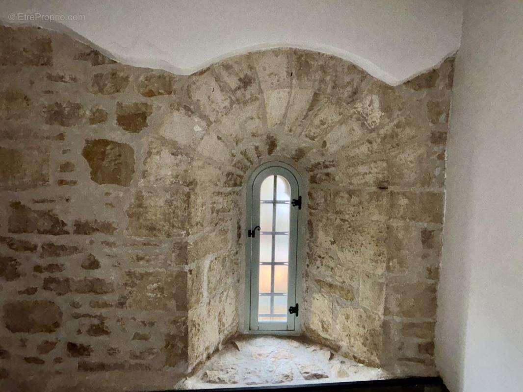 Maison à NANTEUIL-EN-VALLEE