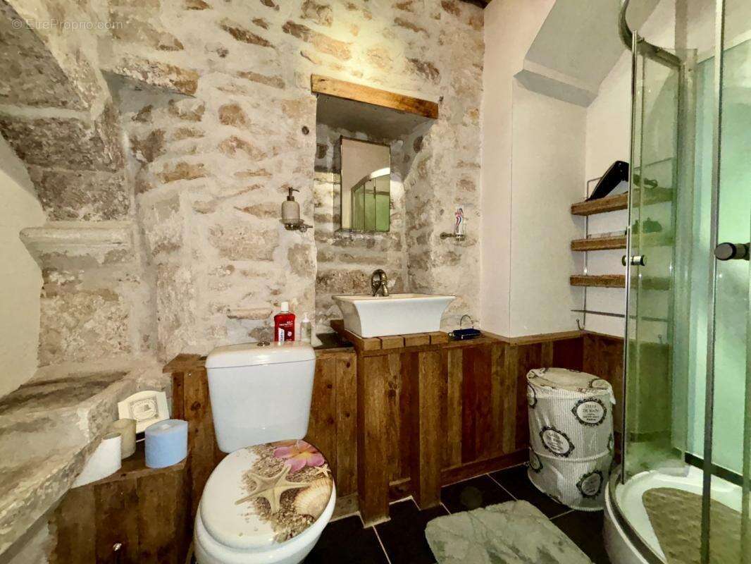 Maison à NANTEUIL-EN-VALLEE