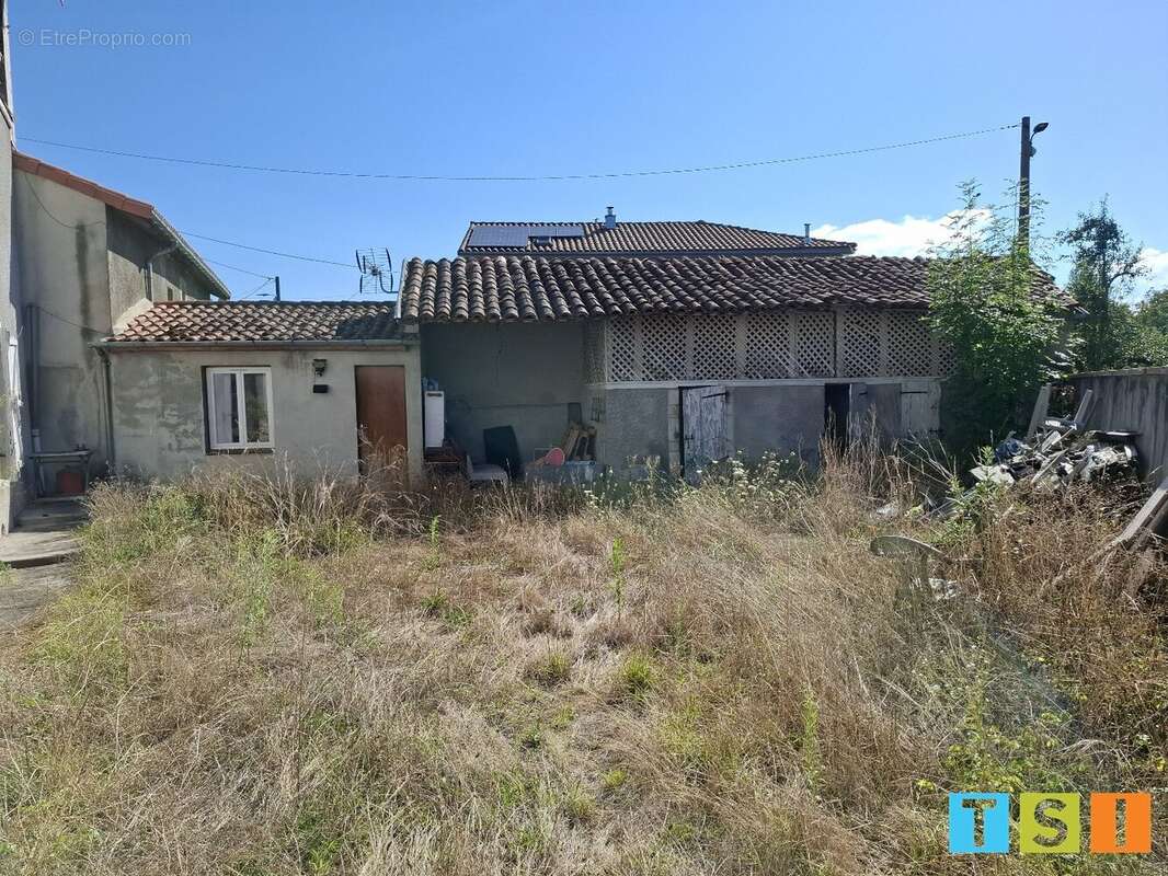 Maison à SAINT-LAURENT-DE-NESTE