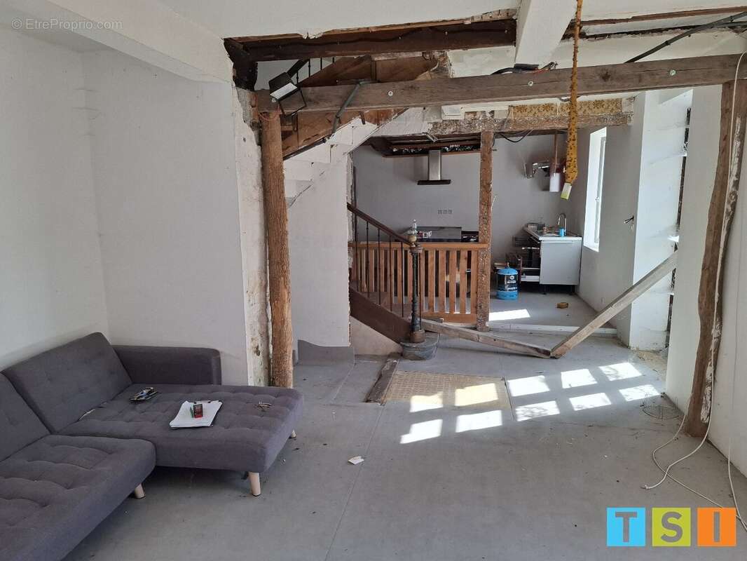 Maison à SAINT-LAURENT-DE-NESTE