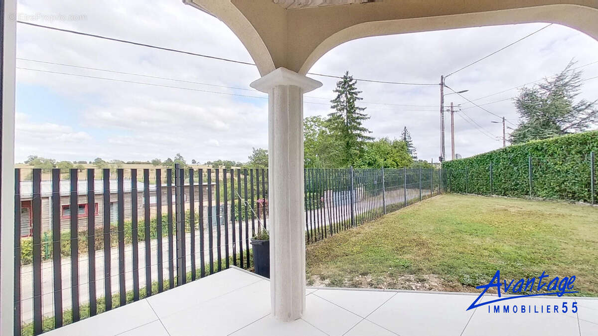 Maison à ERIZE-LA-BRULEE