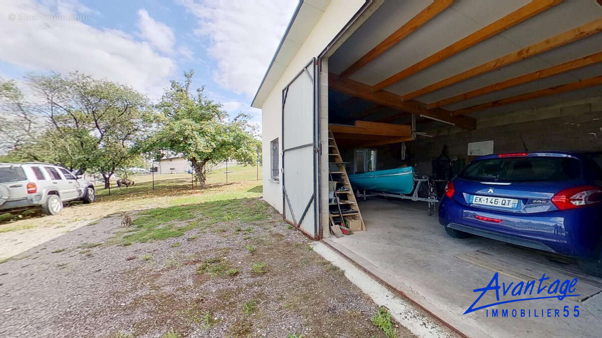 Maison à ERIZE-LA-BRULEE