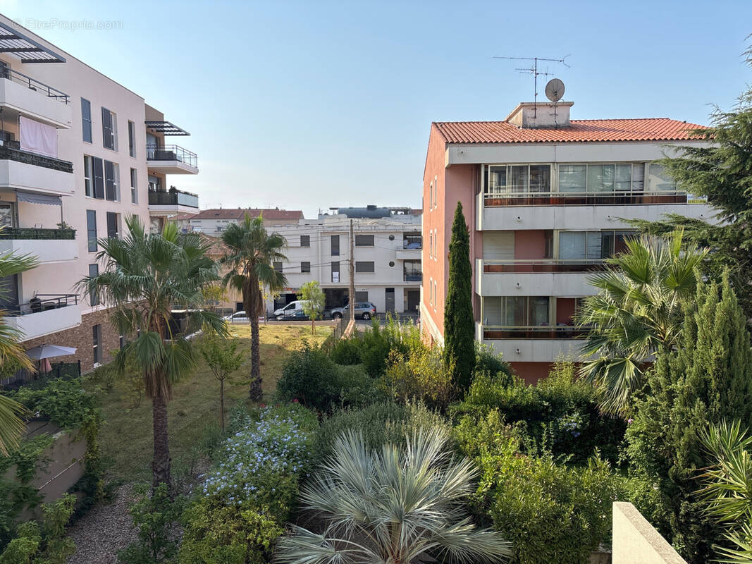 Appartement à FREJUS