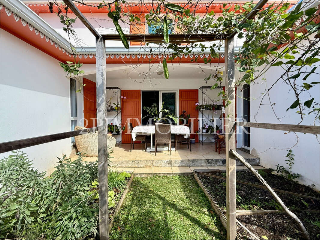 Maison à SAINT-JOSEPH