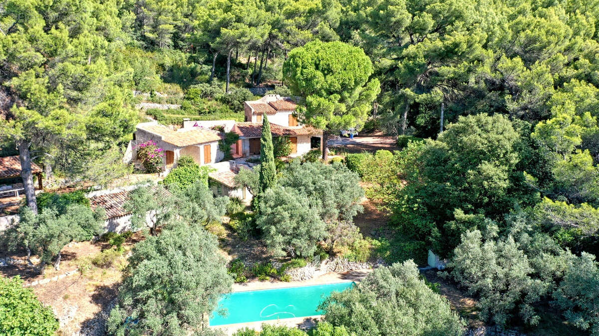 Maison à LA VALETTE-DU-VAR