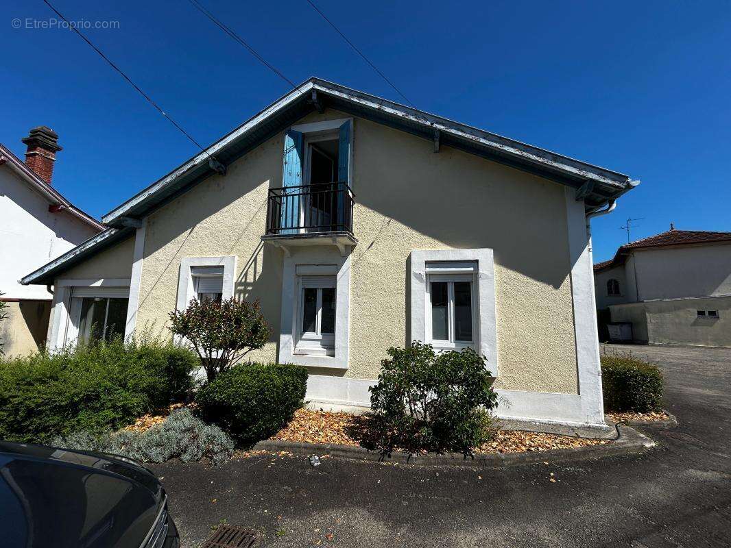 Commerce à MONT-DE-MARSAN