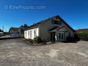 Commerce à MONT-DE-MARSAN