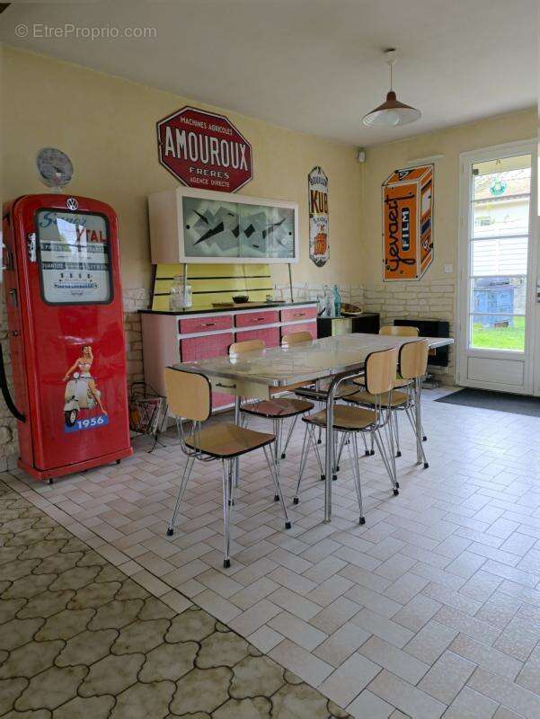 Maison à BELLEVILLE-SUR-VIE