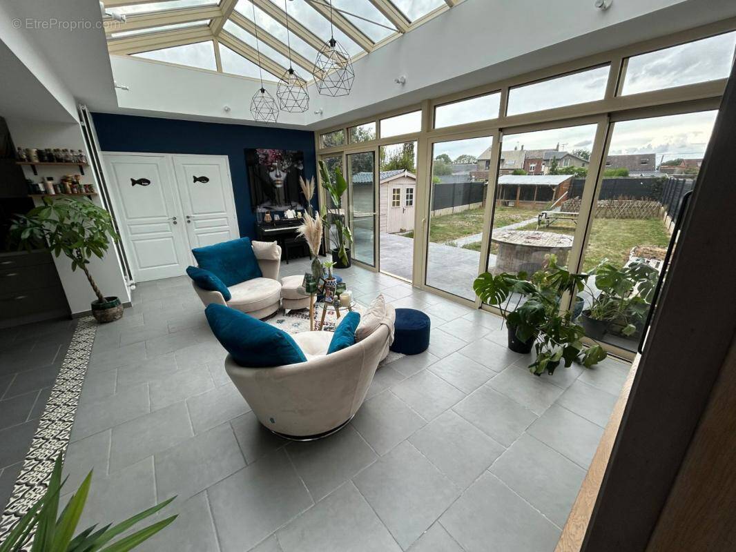 Maison à WALINCOURT-SELVIGNY