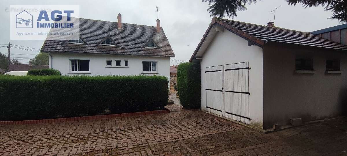 Maison à MILLY-SUR-THERAIN