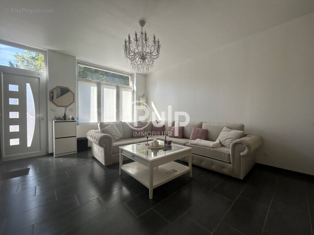 Maison à BILLY-MONTIGNY