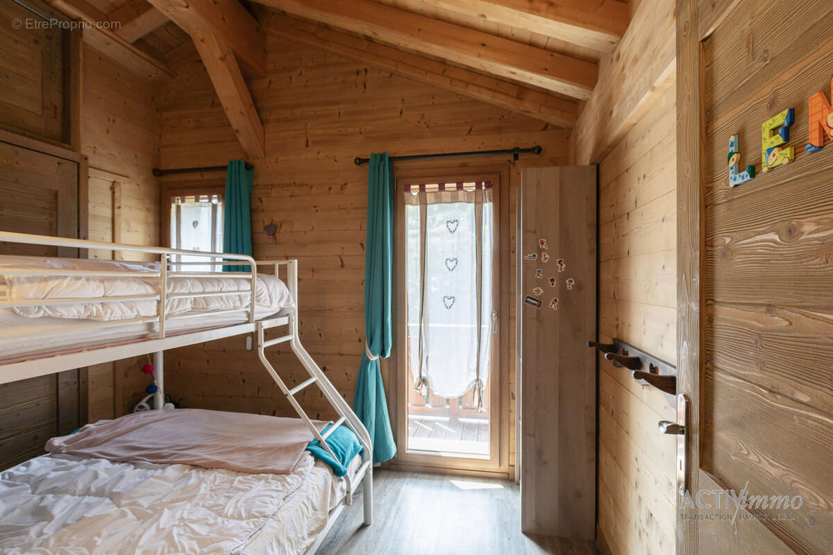 Maison à SAINT-MARTIN-DE-BELLEVILLE