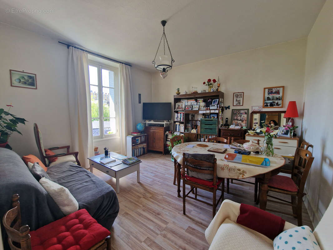 Appartement à BRIVE-LA-GAILLARDE