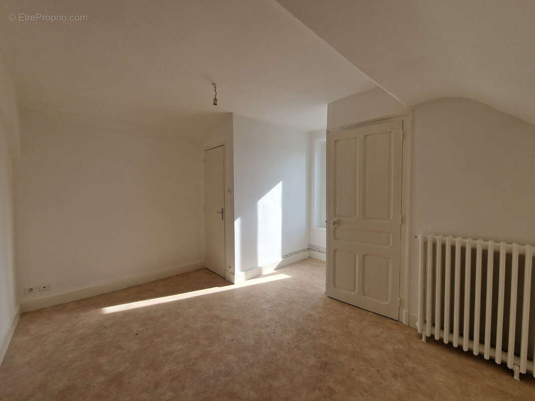 Appartement à BRIVE-LA-GAILLARDE