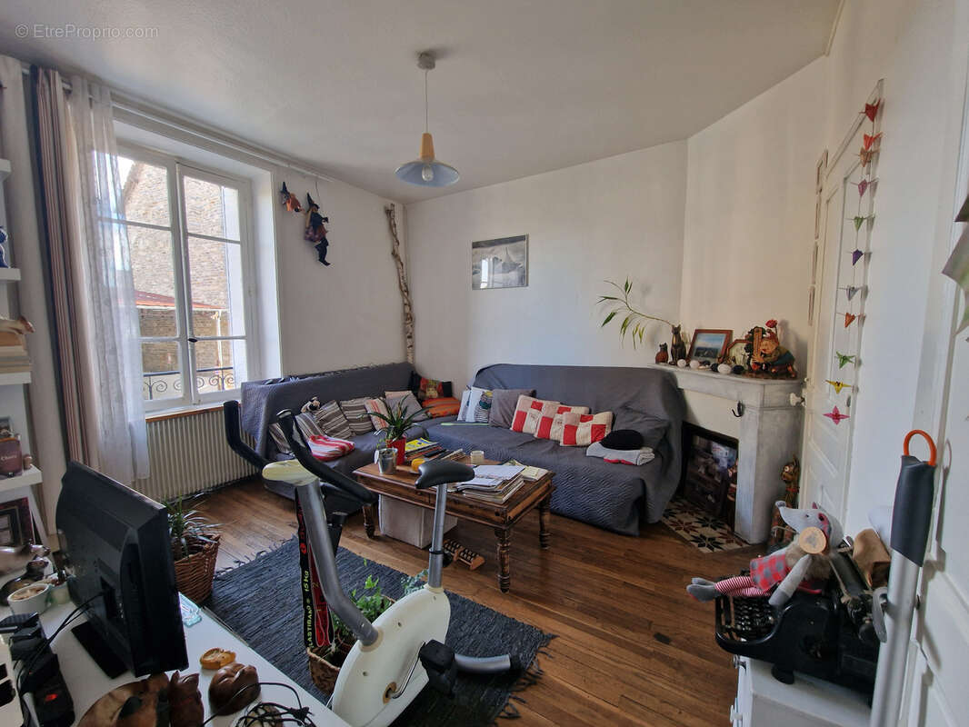 Appartement à BRIVE-LA-GAILLARDE