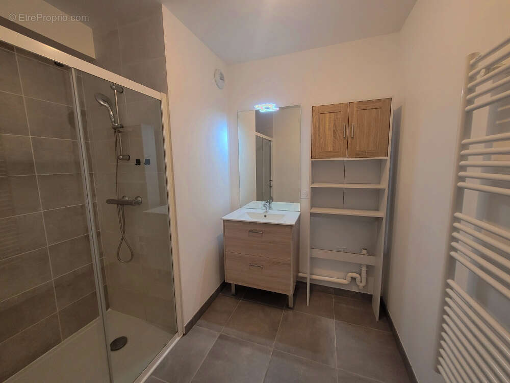 Appartement à SAINT-ERBLON