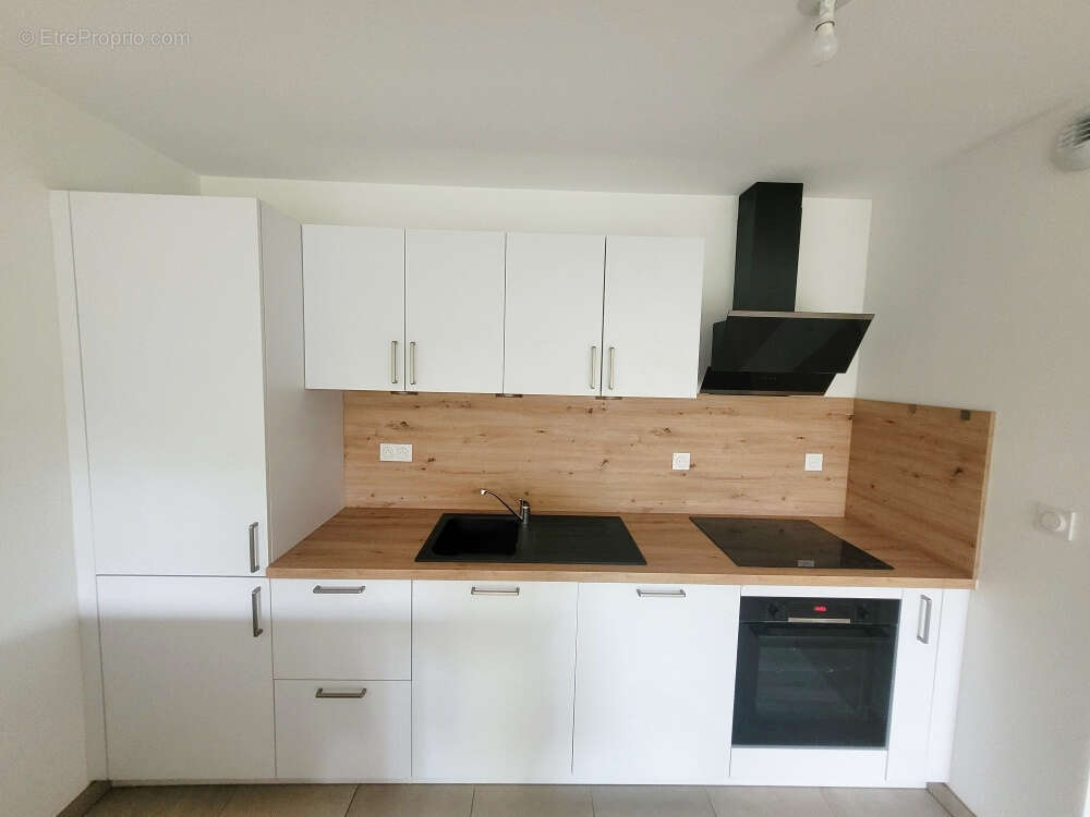 Appartement à SAINT-ERBLON