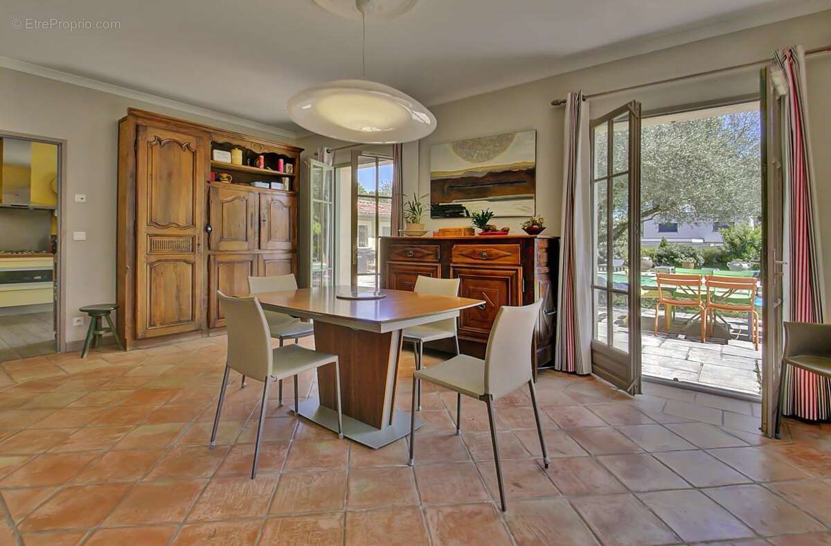 Maison à SAINT-CYR-AU-MONT-D&#039;OR