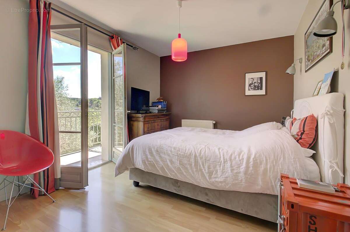 Maison à SAINT-CYR-AU-MONT-D&#039;OR