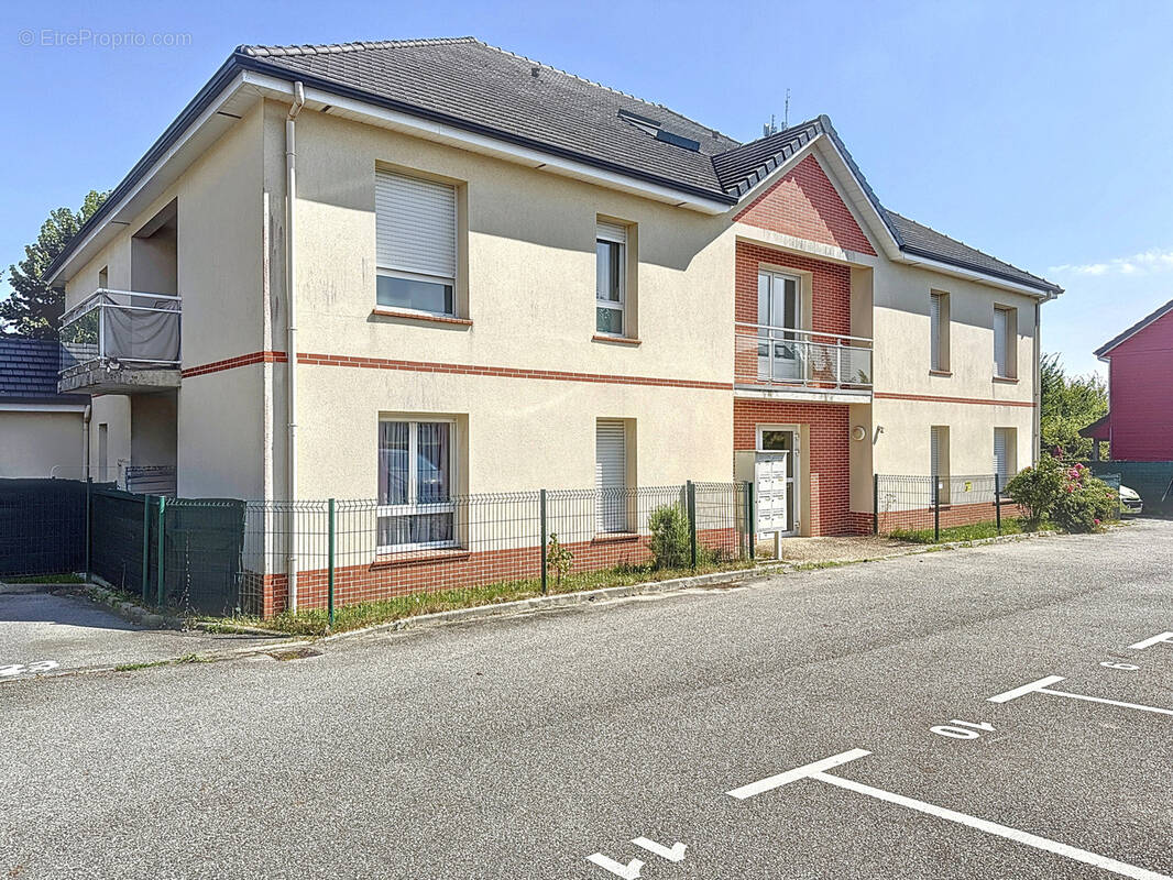 Appartement à LE MESNIL-ESNARD