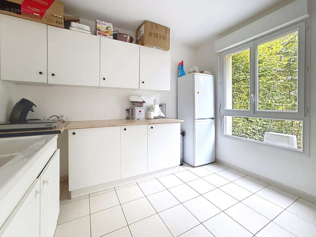 Appartement à LE MESNIL-ESNARD