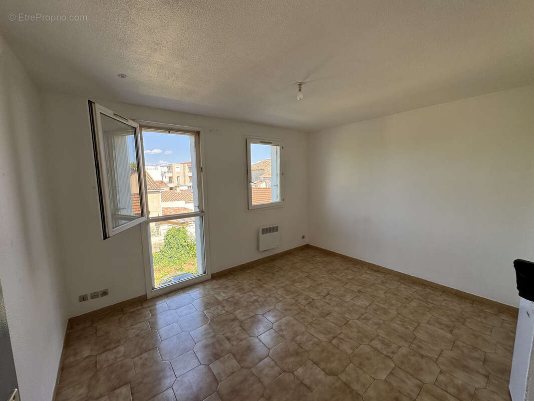 Appartement à CLERMONT-L&#039;HERAULT