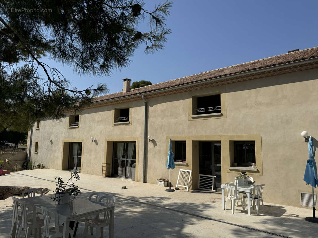 Maison à SAINT-CHINIAN