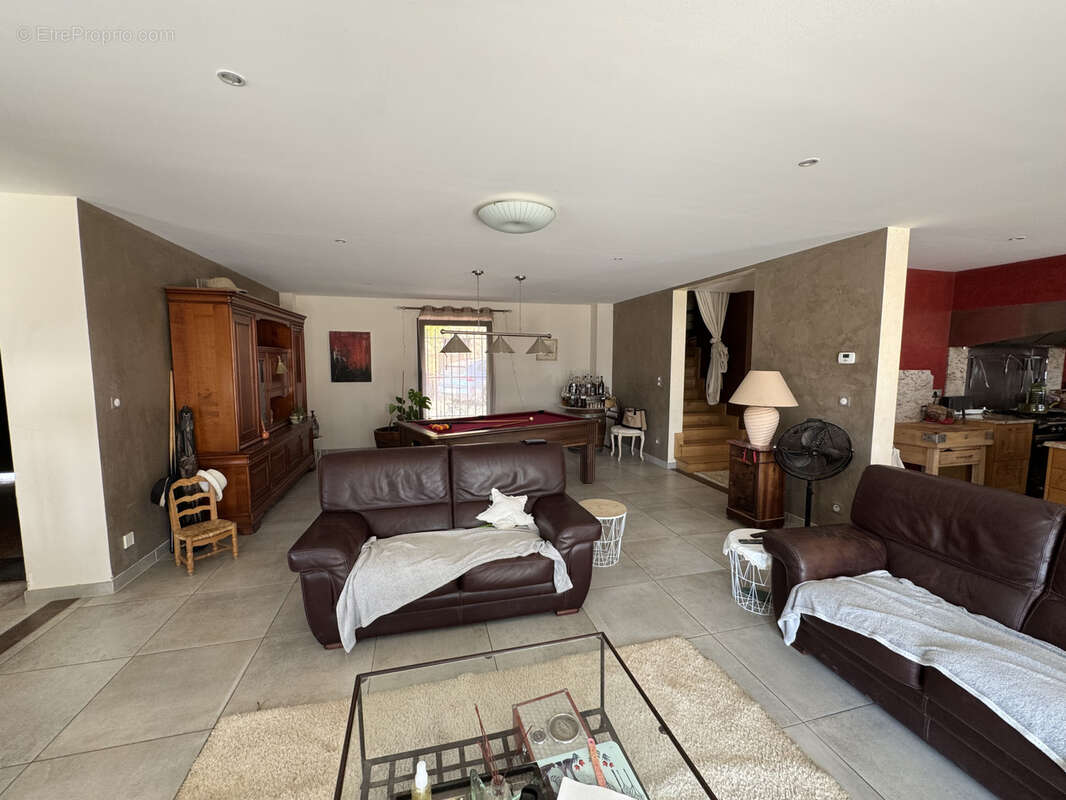 Maison à SAINT-CHINIAN