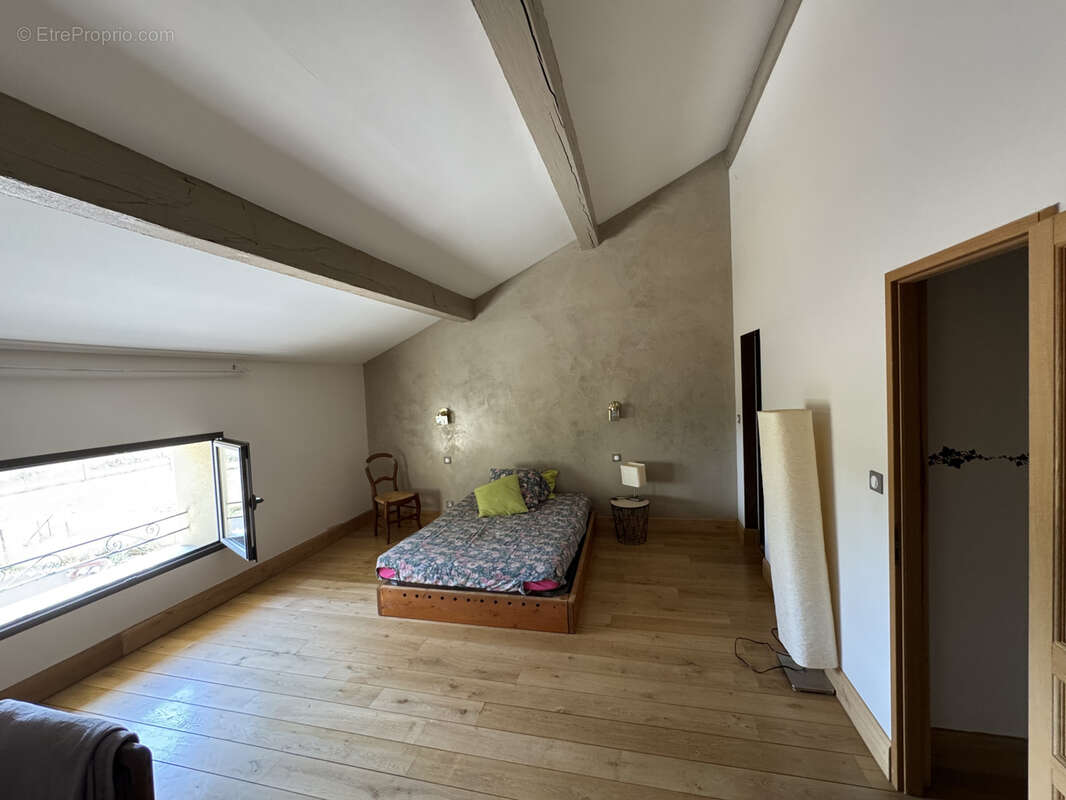 Maison à SAINT-CHINIAN